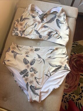 Lands' End Cream Floral High-Waist Bikini Set
